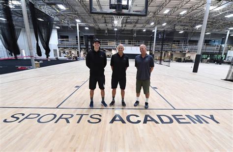 Sports academy thousand oaks - Thousand Oaks. 2001 Anchor Ct. Unit A Thousand Oaks, CA 91320. 20,000 sq. ft.25 ft ceiling; 13,000 sq. ft. open turf area with retractable netting; 4 additional hitting lanes – 45 ft. x 12 ft. Two Bullpen mounds; HitTrax Analysis & Gaming System; White Boards; TV Monitors & Sound System; L-Screens & 10X10 Screens